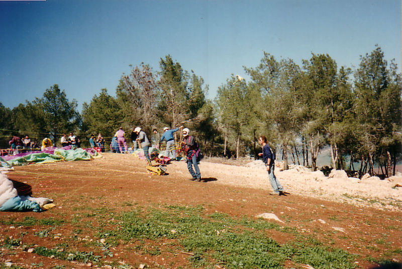 קובץ:When it was possibale to land at gilboa takeoff.jpg